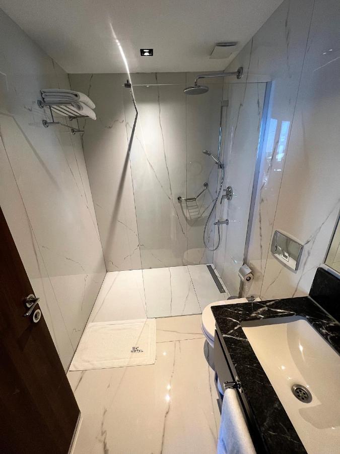 B&C Hotel Atakum Екстериор снимка