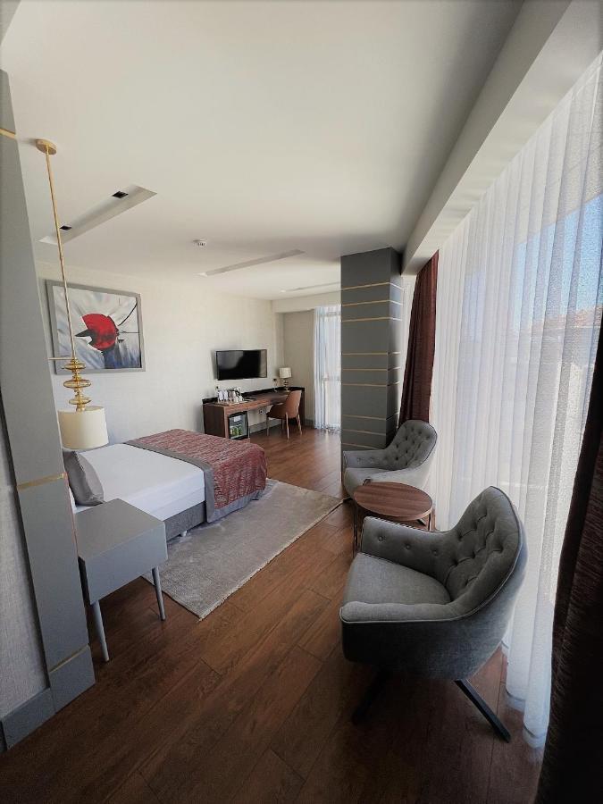 B&C Hotel Atakum Екстериор снимка