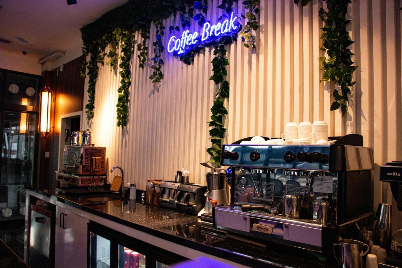 B&C Hotel Atakum Екстериор снимка