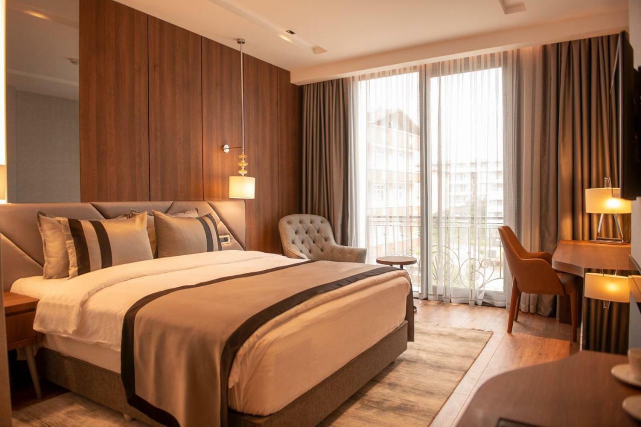 B&C Hotel Atakum Екстериор снимка