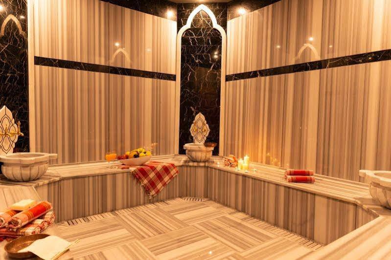 B&C Hotel Atakum Екстериор снимка